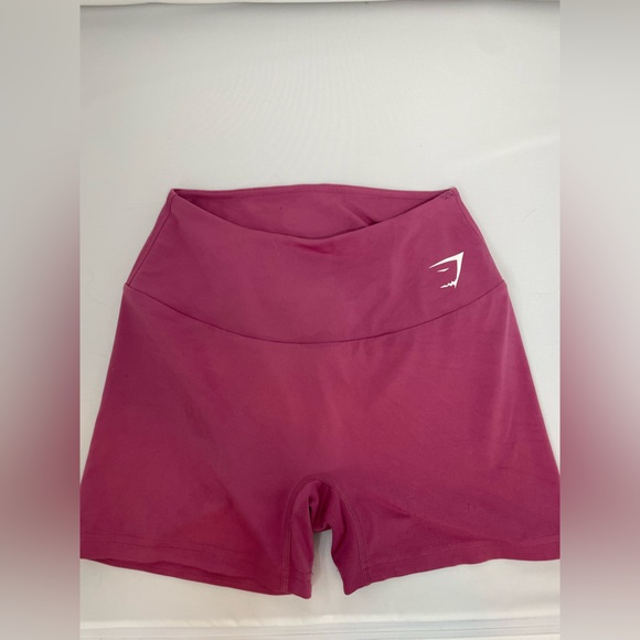 Gymshark Pants - Gym Shark Pink Seamless Studio Shorts Size Small